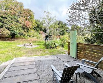 Love Kona Farm Life in nature - Lychee Hale - Kealakekua - Patio