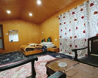 Pahalgam Villas - Pahalgam - Wohnzimmer