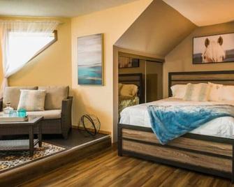 Wheat City Retreat - Brandon
