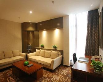 Renli Art Hotel - C-po - Obývací pokoj