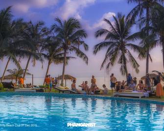 Infinity Beach Club Resort & Hostel Koh Phangan - Ko Pha Ngan - Pool