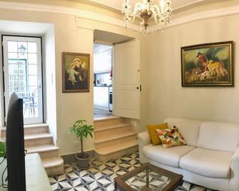 Traditional Portuguese Village House - Casa Martins no 52 - Torres Vedras - Sala de estar