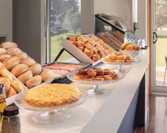 B&B Hotel Cantanhede Coimbra - Cantanhede - Buffet