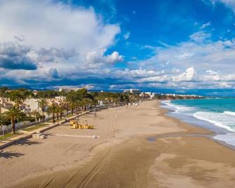 Estupendo apartamento - Miami Platja - Playa