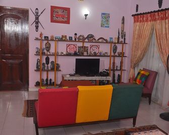 Primrose Inn Kandy - Kandy - Sala de estar