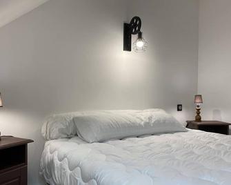211 - T3 entièrement rénové en plein centre de Plurien à moins de 5 minutes des Plages - Plurien - Habitación