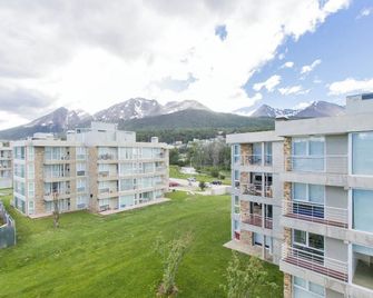 Ribera del Pipo Apartamentos - Ushuaia - Building