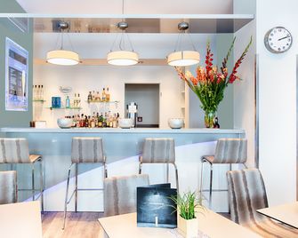 Garner Hotel Bremen City By IHG - Brema - Bar