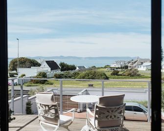 Whale Away Guest House - Hermanus - Parveke