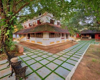 Seclude Karthika Nivas, Thrissur - Thrissur
