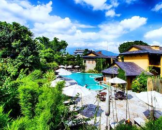 Temple Tree Resort & Spa - Pokhara - Pool