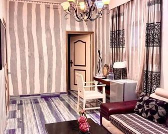 Best Hotel Aero-Batignoll - Brazzaville