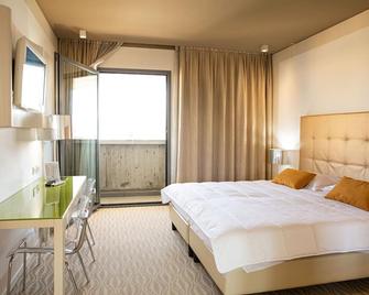 One Hotel & Restaurant - Dalmine - Bedroom