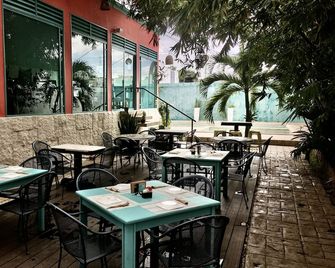 Hotel & Suites Arges - Chetumal - Restaurant