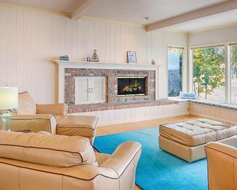 Four Stone Beach House - Vashon - Sala de estar