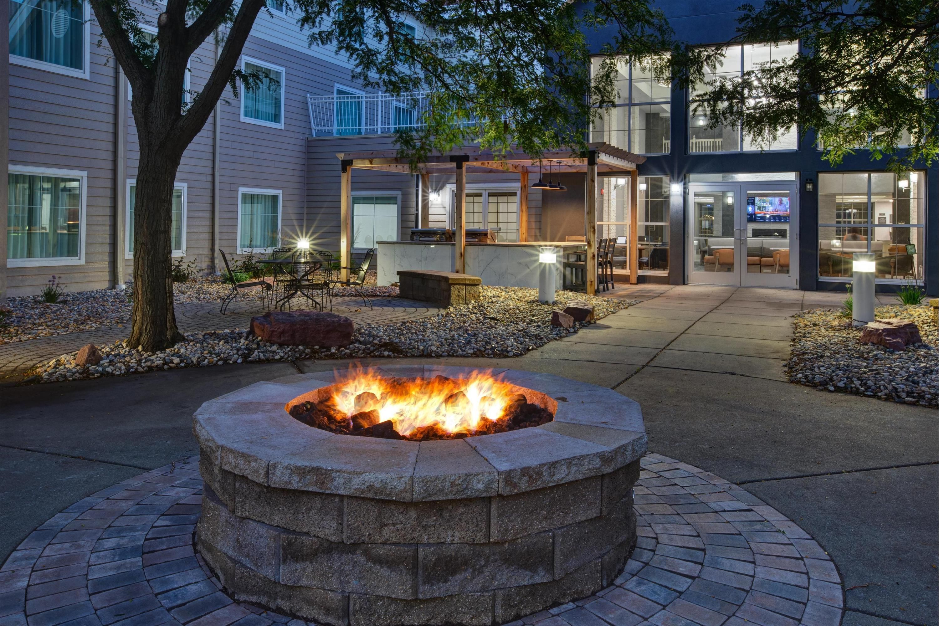Homewood Suites by Hilton Sioux Falls - סו פולס - בניין