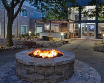 Homewood Suites by Hilton Sioux Falls - Sioux Falls - Building
