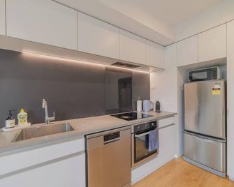 Sydenham Escape with Patio and Parking - Wigram - Küche