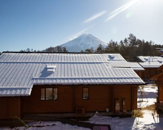 Fujisan Resort Loghouse Fuyo-No-Yado - Fujiyoshida - Bâtiment
