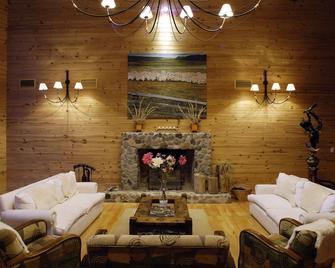 Blanca Patagonia Boutique Inn and Cabins - El Calafate - Wohnzimmer