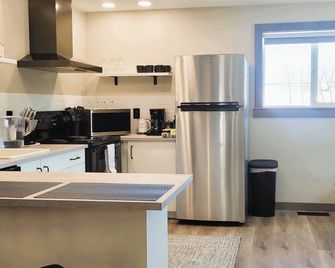 2-bedroom apartment in East Glacier Park Village with AC and full kitchen - East Glacier Park - Cuisine