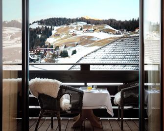 Hotel Tyrol - Selva di Val Gardena - Balcony