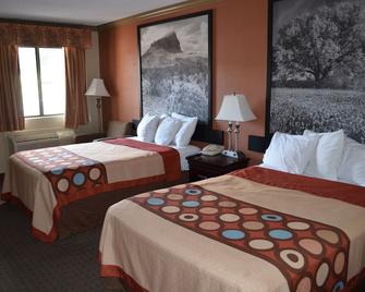 Hill Country Inn & Suites - Copperas Cove - Slaapkamer