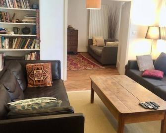 Modern 2 bedroom townhouse in center of Tolmin - Tolmin - Living room