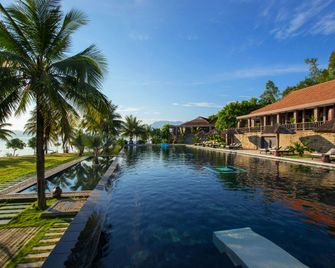 Vedana Lagoon Resort & Spa - Phu Loc - Pool