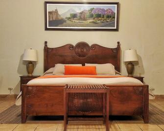 Hotel Aurora - Antigua - Bedroom