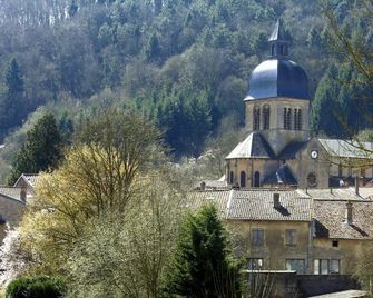 Appartement Indépendant au Coeur D'un Écrin de Nature - Gorze - Gebäude