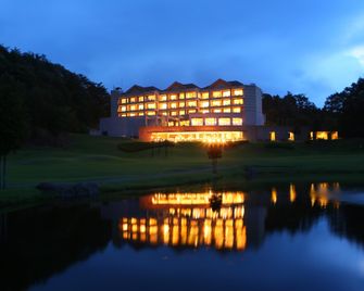 Nasu Sunlight Hotel - נאסושיוברה - בניין