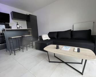 Luxury apartment near CDG - Saint-Witz - Salon