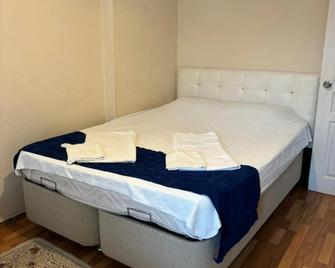 Efe Can Apart Otel - Çanakkale - Schlafzimmer