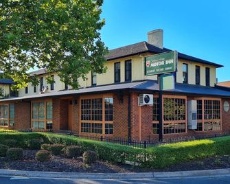 Seaton Arms Motor Inn - אלברי - בניין