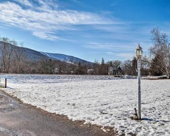 Condo with Loft 2 Mi to Windham Mountain Ski! - Windham - Plajă