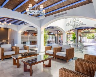 Marbella Resort 3 Pool Whirlpool Sauna, Marbella, Spain - מרבלה - לובי