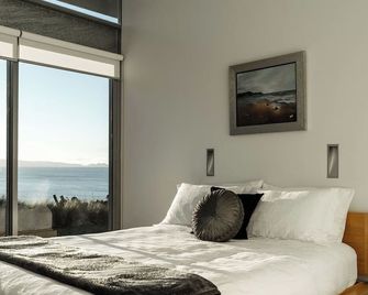 Avalon Coastal Retreat - Swansea - Slaapkamer