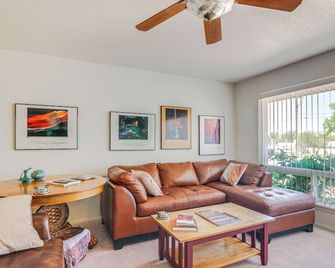 Walk to Downtown Page Hideaway with Patio - Page - Sala de estar