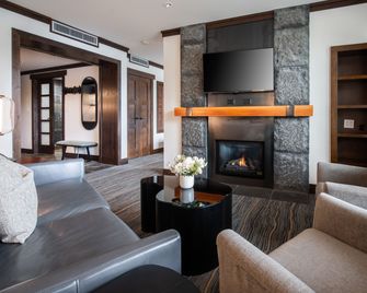 Nita Lake Lodge - וויסלר - סלון