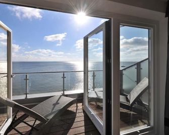 Hotel Strand Am Konigshafen - List - Balcony