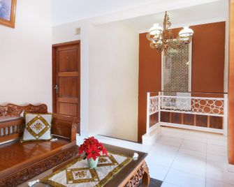 OYO 408 Graha Vege Jawi Syariah - Yogyakarta - Lobby