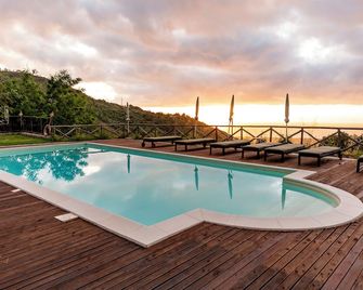 Villa Tecla - Capri Leone - Басейн