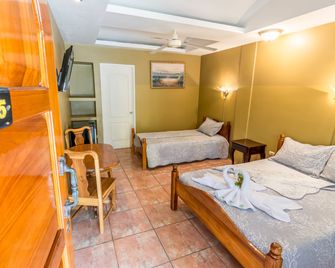 Hotel Le Priss - Quepos - Soverom