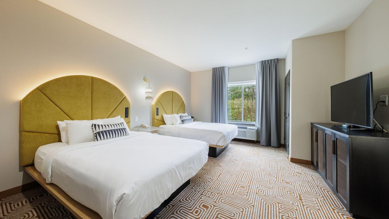 Blanco River Hotel