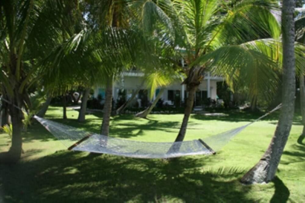 Outdoors view view of Cozy Cottage in the Heart of Islamorada