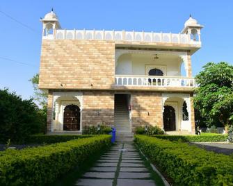 Man Singh Hotel and Resorts - Jhālāwār - Edificio