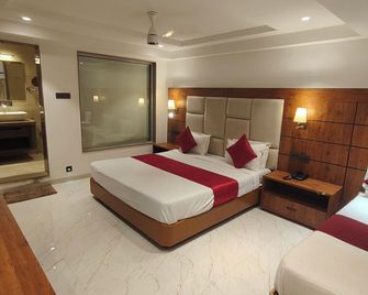 Hotel Anand Palace - Shirdi
