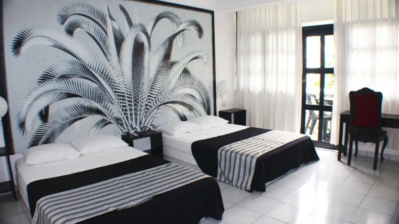 馬雅海濱酒店 - 卡曼海灘