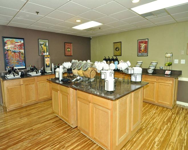 Comfort Inn Sandusky 95 1 2 6 Sandusky Hotel Deals